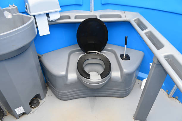 Portable Toilet Options We Offer in Iona, ID
